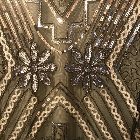 🤩 Stunning Black/Gold Sequins Dress w/Fringes - Picture 4 of 6